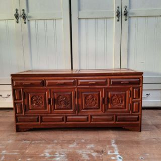 (Category: ) located in . Submitted by ivan_furnitures421 (Listing ID 1439572053, Image 1). Description: .