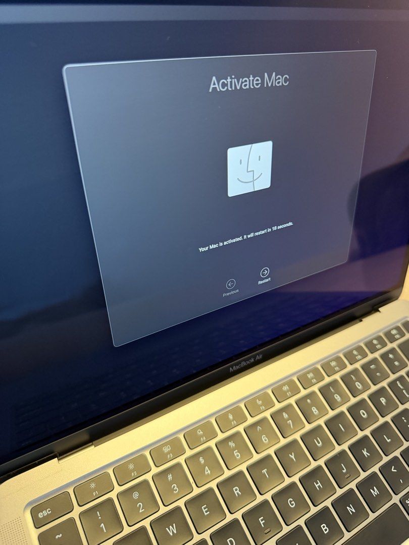 2021 Apple MacBook Air - Silver462136390955847683