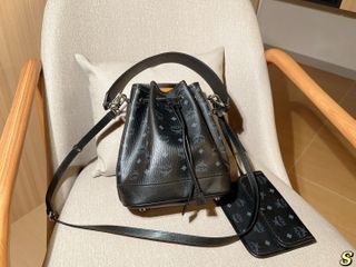 (Category: ) located in . Submitted by diya.pstore (Listing ID 1439582917, Image 1). Description: .