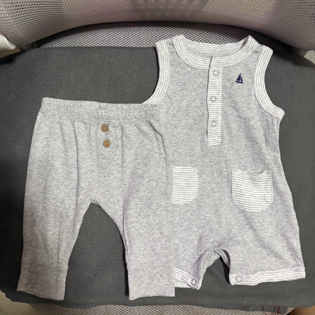 Baby Sleeveless Romper and Pants Bundle (Category: Babies & Kids Fashion) located in Bambang. Submitted by gigisells_ (Listing ID 1439465412, Image 1). Description: get both for 160 pants 0-3 months romper 3-6 months.