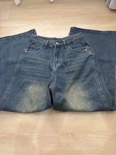 (Category: ) located in . Submitted by cherishz (Listing ID 1439460936, Image 1). Description: .