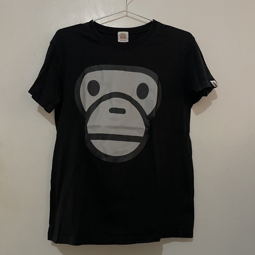 BAPE Kids Black T-shirt (Category: Babies & Kids Fashion) located in Leyte. Submitted by byebabies (Listing ID 1439563243, Image 1). Description: - Authentic BAPE Kids t-shirt - Black color - Features the iconic ape face design - Made in Japan - Material: 95% cotton, 5% polyurethane - Crew neck - Short sleeves All items NEGOTIABLE for SAME DAY PAYMENT Do not offer 50% from its price Everything priced below 500 can be sold as bulk for 4items for 1