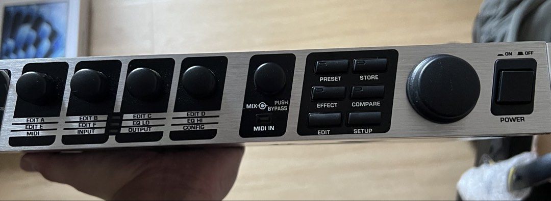Behringer Virtualizer 3D FX2000 Effects Processor468903179794534404