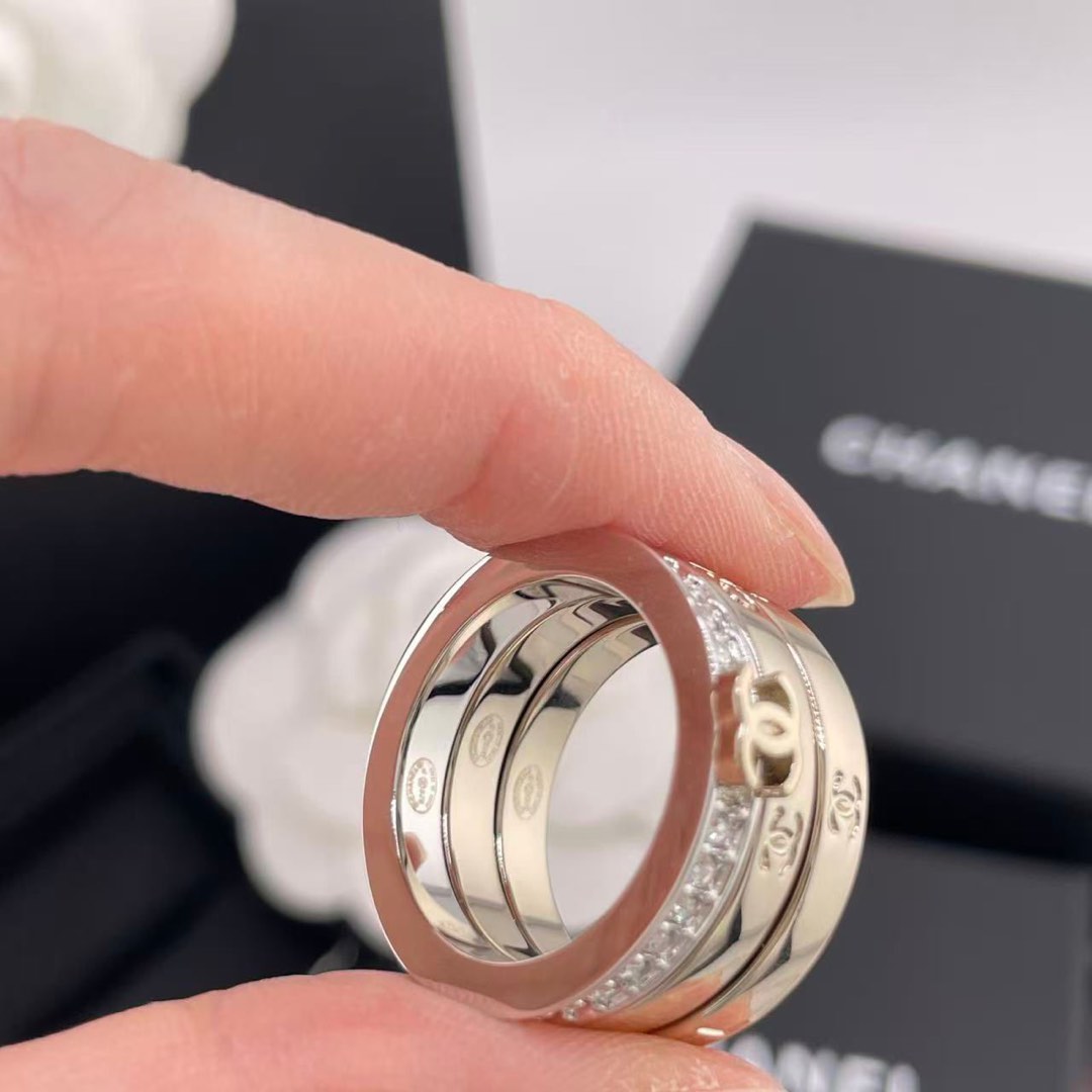 Chanel* 26 3 Ring Stack, Women's Fashion, Jewelry & Organisers, Rings ...