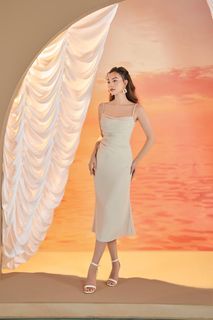 (Category: ) located in . Submitted by clearmywardrobe.xs.s (Listing ID 1439586467, Image 1). Description: .