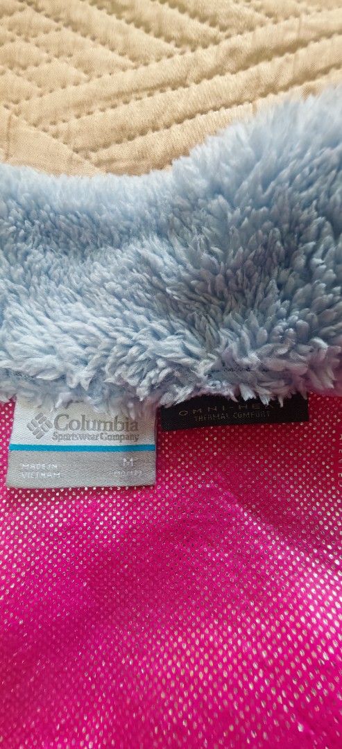 Columbia Pink Fleece Jacket Size 14 (Category: Coats, Jackets and Outerwear) located in Iloilo. Submitted by jandj_preloved2026 (Listing ID 1439447720, Image 3). Description: - Brand: Columbia - Color: Pink - Size: 14 - Features: Full zipper, two front pockets - Lining: Light blue (collar and inside) - Details: Columbia logo on chest.