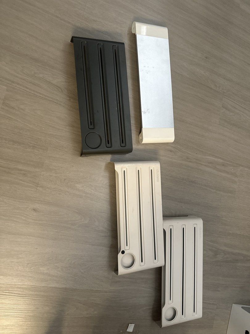 Computer monitor stand with storage462362594519951360