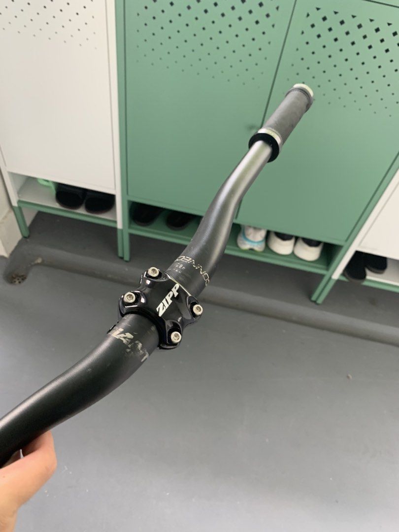 Connect riser (Category: Parts & Accessories) located in Singapore. Submitted by appleseller67 (Listing ID 1439427247, Image 1). Description: - Black Zipp handlebar - Ideal for bike upgrades.