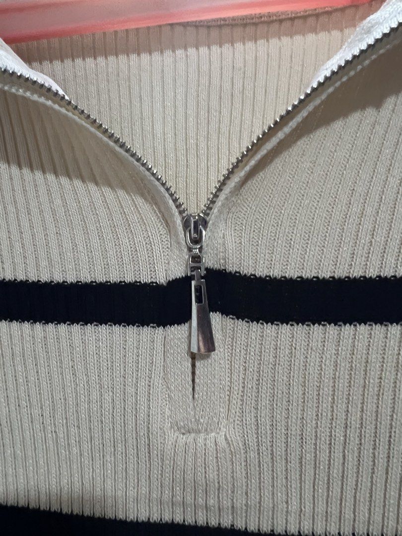 Cream and Black Striped Zip-Up Top (Category: Sleeveless) located in Manila. Submitted by ruizaaa (Listing ID 1439454873, Image 2). Description: RFS: decluttering my measurements - 25 cm waist - 5’0 ft height - size small.