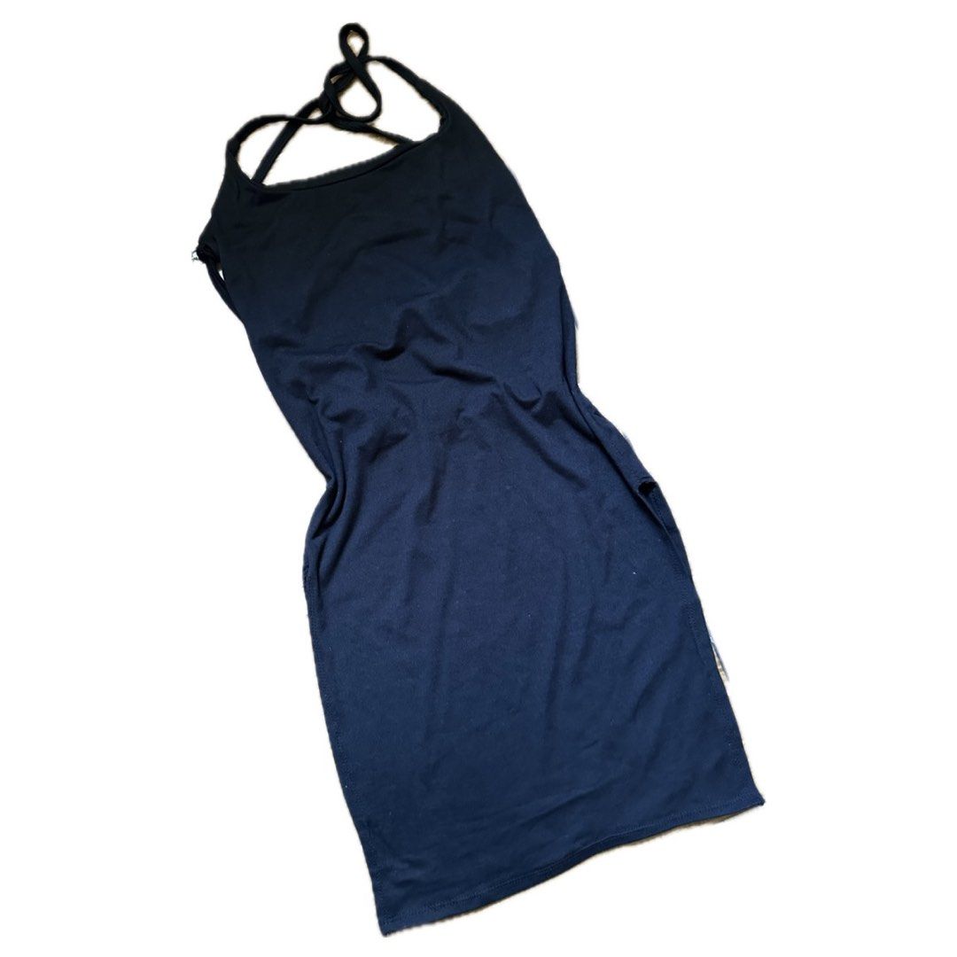 Criss-Cross Back Slit Dress (Category: Dresses) located in Quezon City. Submitted by nla.isha (Listing ID 1439536847, Image 2). Description: Can fit to size Medium.