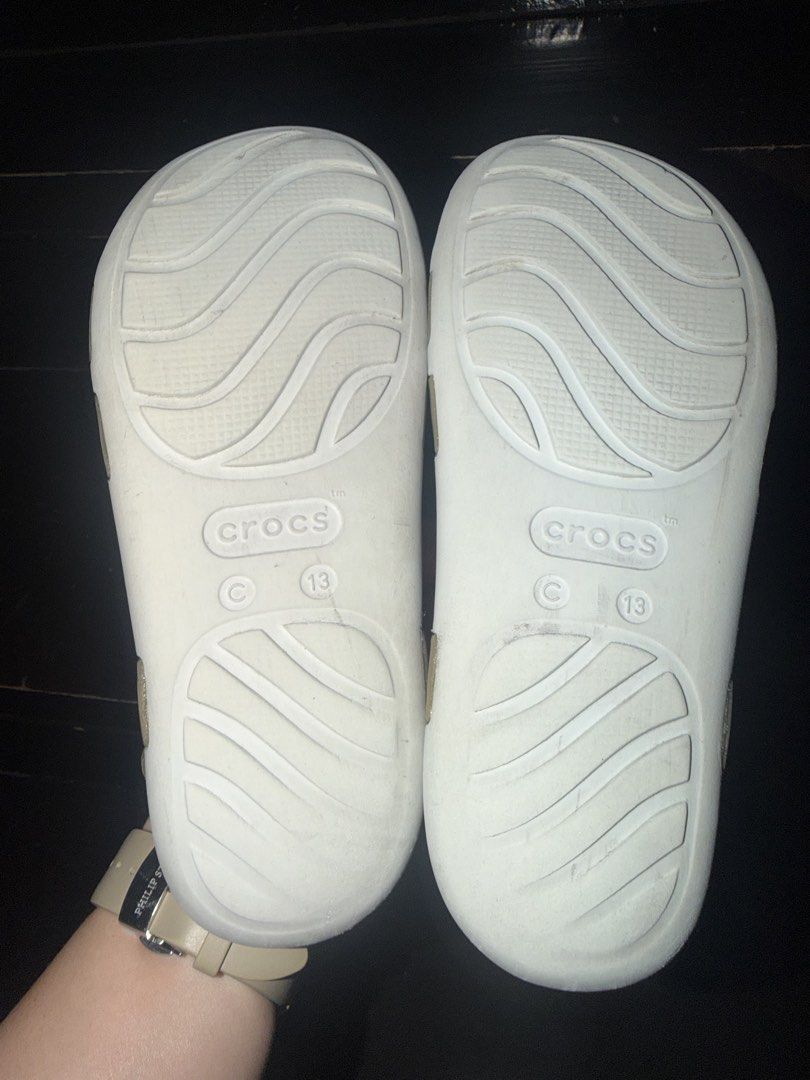 Crocs (Category: Babies & Kids Fashion) located in Quezon City. Submitted by monicacle (Listing ID 1439567064, Image 3). Description: .