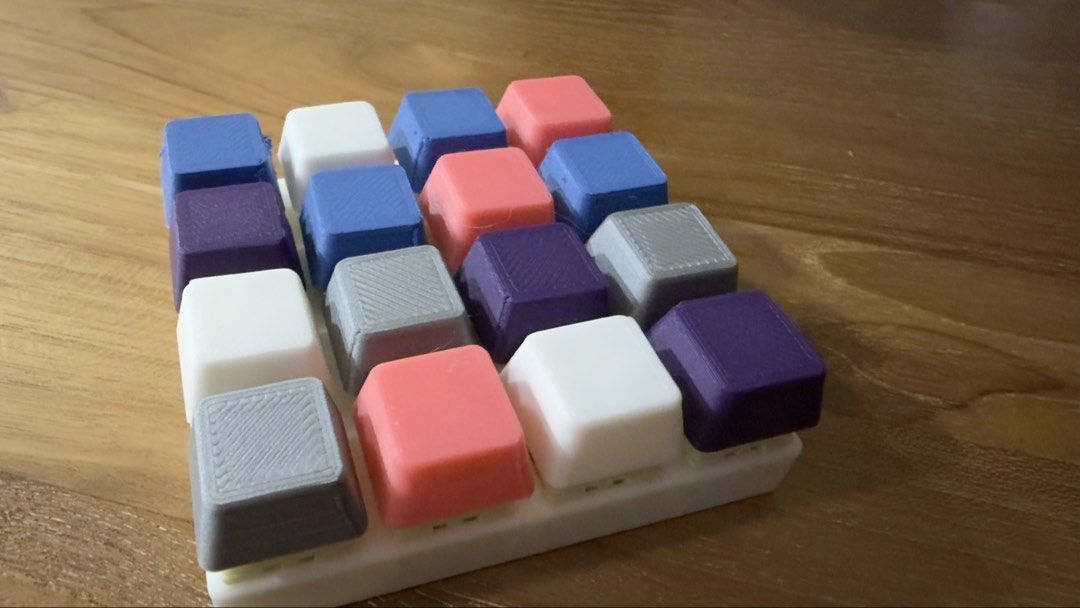 Custom Clicker Fidget Keyboard- Various Colors, Hobbies & Toys ...