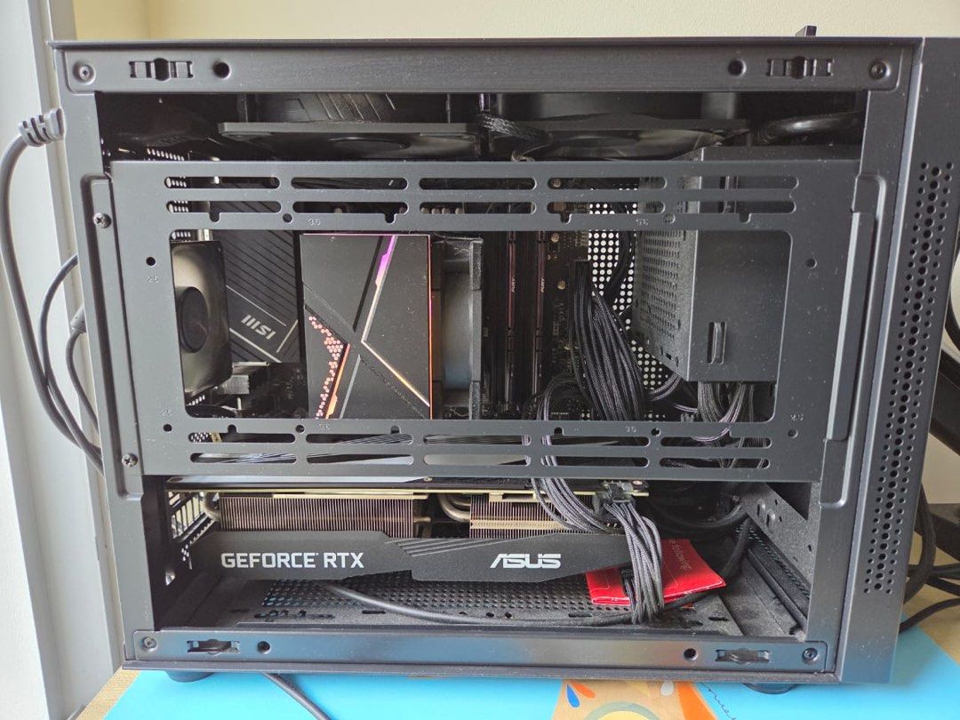 Custom Mini-ITX Gaming PC461986872564142081