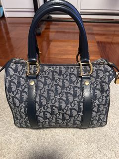 （分類：）位於 。 由 doubletwinklestars 提交（商品編號 1439561042，圖片 1）。簡介： 。