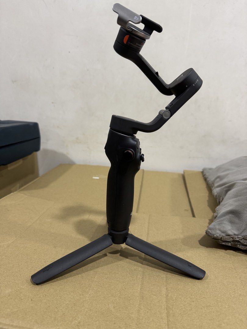 DJI Mobile 6462469281580984322