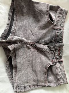 (Category: ) located in . Submitted by keep.hanging.on (Listing ID 1439529256, Image 1). Description: .