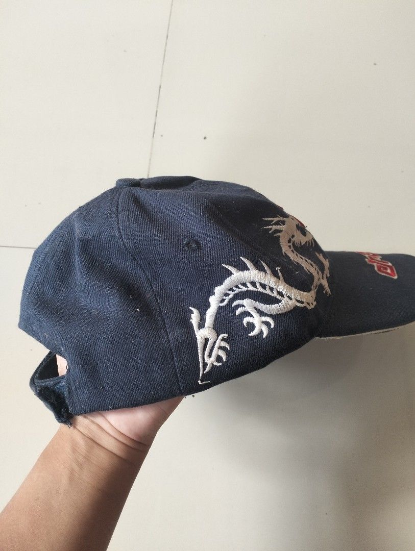 Dragon Embroidered Blue Cap Snapback (Category: Caps & Hats) located in San Mateo. Submitted by georgebread (Listing ID 1439466646, Image 2). Description: for sale for 35 pesos needs wash location: San Mateo, Rizal.