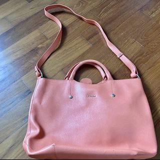 (Category: ) located in . Submitted by shopforgoodstuff (Listing ID 1439505255, Image 1). Description: .
