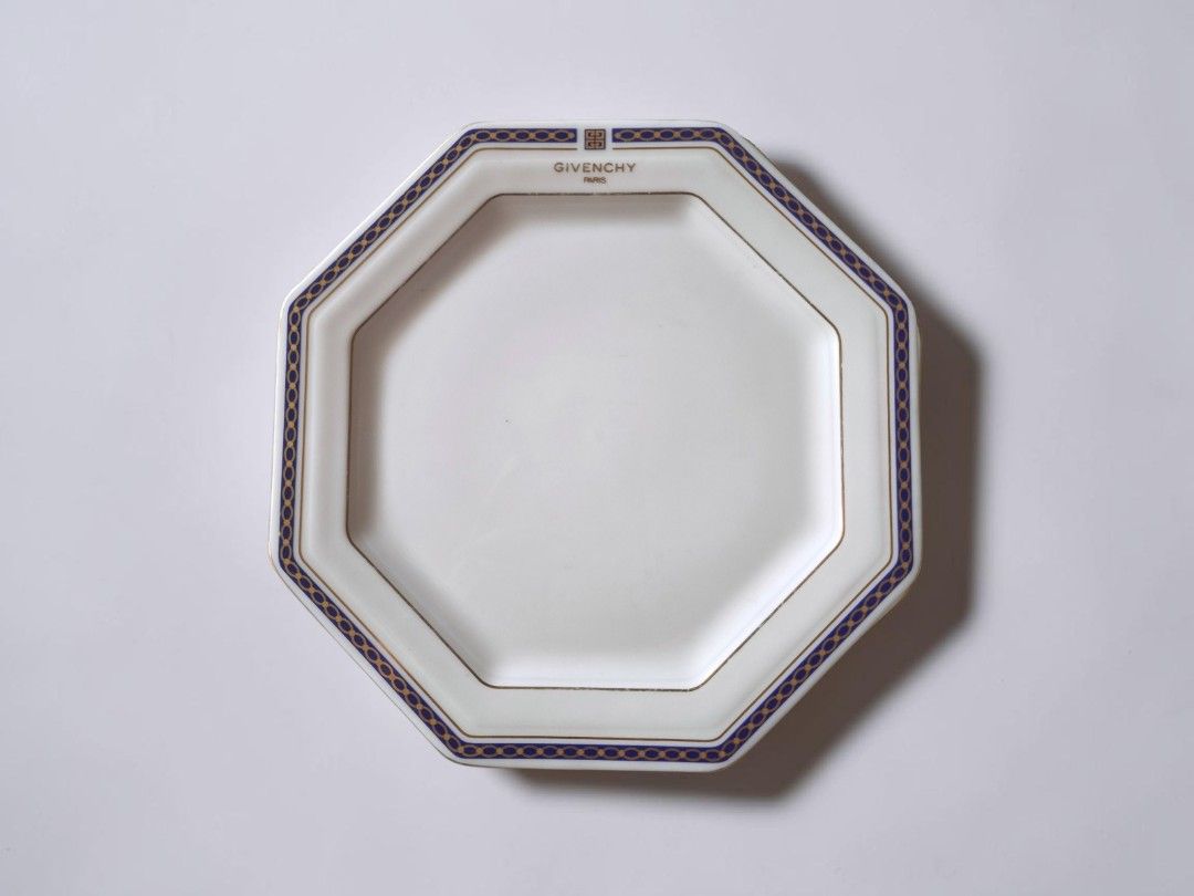 Givenchy Octagon Salad Plate (Category: Dinnerware & Cutlery) located in Quezon City. Submitted by buybyestuffmnl (Listing ID 1439454193, Image 1). Description: with gold rubs.