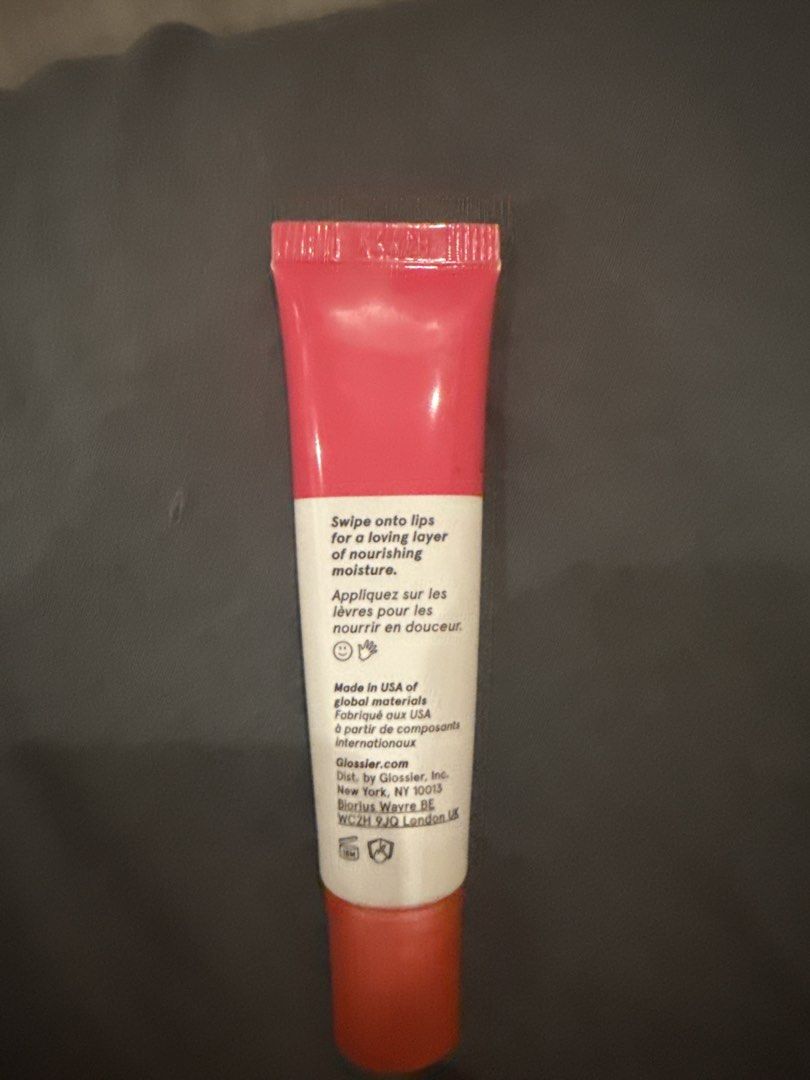 Glossier Strawberry Balm Dotcom (Category: Makeup) located in Makati City. Submitted by stallionmegx (Listing ID 1439507912, Image 2). Description: - Glossier Strawberry Balm Dotcom - Nourishing lip balm - 15 ml / 0.5 fl oz Js swatched.