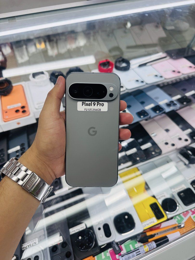 Google Pixel 9 Pro 256GB Openline US Variant (Category: Google Pixel) located in San Juan City. Submitted by Khalidmgdla08 (Listing ID 1439586044, Image 1). Description: FOR SALE | TRADE/SWAP Price: 36,999 On hand: Pixel 9 Pro✔️ 256GB ✔️ OPENLINE ✔️ US Variant ✔️ 100% Original ✔️ 99% Makinis ✔️ 99% Smooth ✔️ NOT REFURB ✔️ NO HIDDEN ISSUES ✔️ NEVER BEEN REPAIRED ✔️ TEST TO SAWA✔️ FREE 3-UTOOLS ✔️ ANY MODEL OF IPHONE AND SAMSUNG ARE AVAILABLE! ✨ We