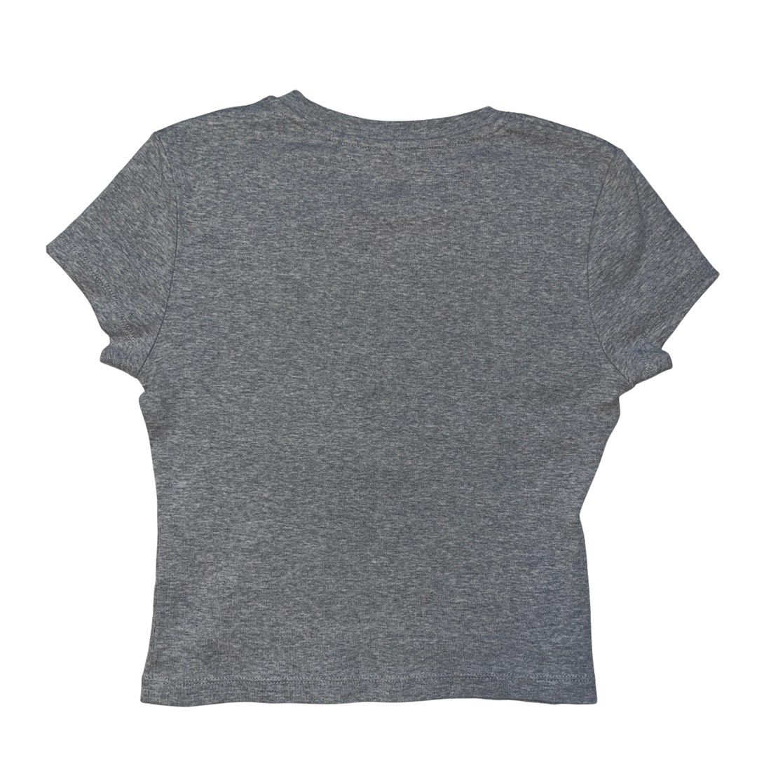UNIQLO Gray Mini T-shirt (Category: Shirts) located in Manila. Submitted by vi.declutters (Listing ID 1439563889, Image 2). Description: - Color looks lighter in real life - Short sleeves - Soft and comfortable fabric - Measurements: - Length: 42cm - Width: 31cm - Classic, simple design.