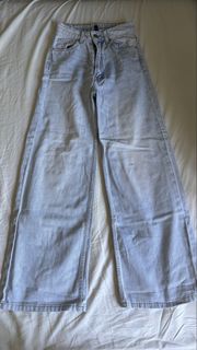 (Category: ) located in . Submitted by mypreloved_haul (Listing ID 1439432597, Image 1). Description: .
