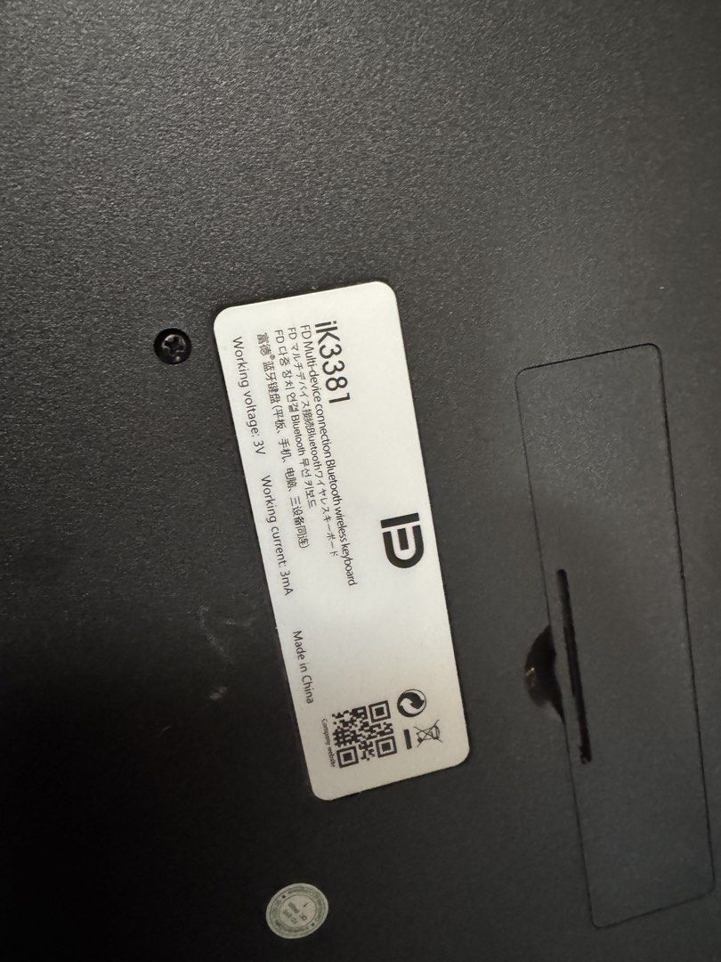 iK3381 Bluetooth Keyboard462120459761756162