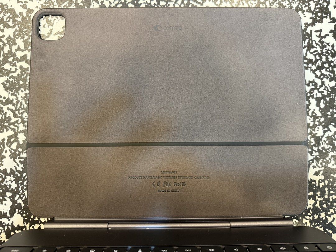 IPad Pro keyboard M4/M5461898074932520963