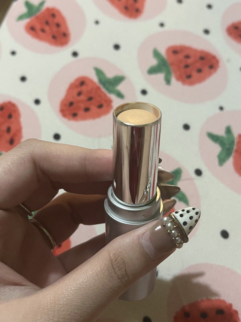 Issy & Co. Active Skin Stick - Bisque (Category: Makeup) located in Quezon City. Submitted by charlize_flores03 (Listing ID 1439554644, Image 2). Description: Issy & Co. Active Skin Stick in Bisque shade. The product is a concealer stick. The net weight is 7.5g / 0.26oz. The product code is A65101. The concealer stick is in a silver tube. The product is in a stick form. 95% full pa rfs: not my shade.