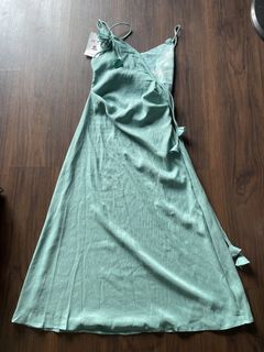 (Category: ) located in . Submitted by andreaaa_______ (Listing ID 1439470621, Image 1). Description: .