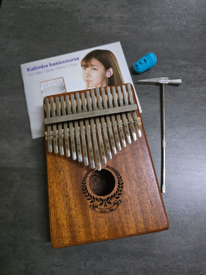Kalimba 17Key, Wooden (Category: Musical Instruments) located in Tanjay. Submitted by banannabeth (Listing ID 1439547809, Image 1). Description: Never used, na stock lang sa closet. No original box (damaged), but will replace with a new one. 🚚 MOP: GCash or GoTyme Courier: J&T.