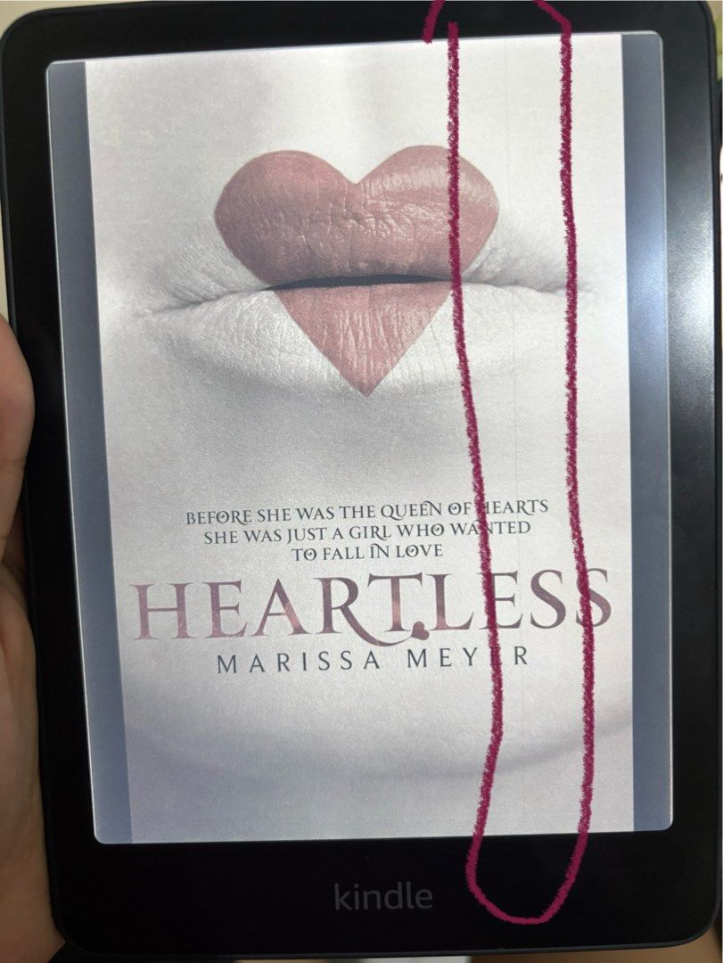 Kindle Colorsoft 16GB 2025 (Category: E-Readers) located in Vigan. Submitted by lylulu (Listing ID 1439558688, Image 2). Description: - Kindle Colorsoft (2025) - 16 GB - Includes the original box and unused charging cable. I'll also include a matte screen protector as a freebie - Condition: Lightly used, sobrang kinis - Issues: Faint vertical line on the right side of the screen (see 2nd to 5th pics). It's not too noticeable, to be honest. Aside 