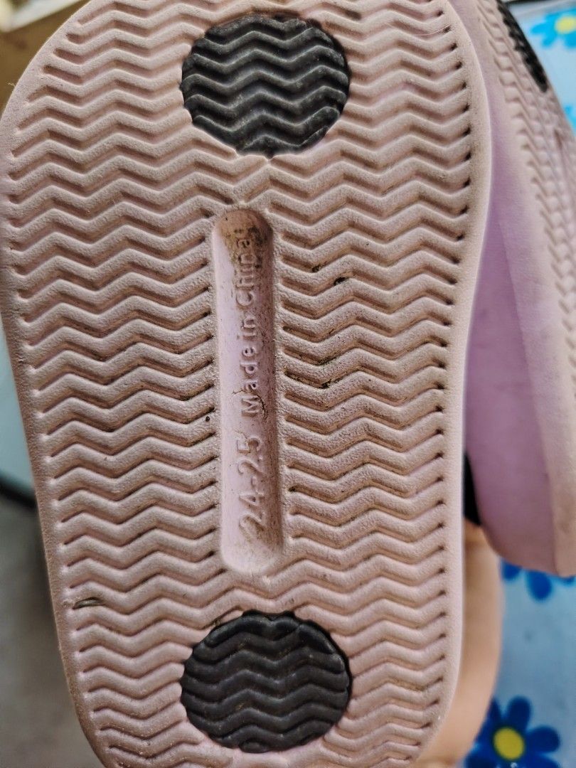 Kuromi Sandals Size 24-25 (Category: Flats & Sandals) located in Bulacan. Submitted by twincesz (Listing ID 1439428905, Image 2). Description: - Adorable Kuromi sandals - Color: Pink and Black - Features a Kuromi design - Size: 24-25 - Made in China - Perfect for kids!.
