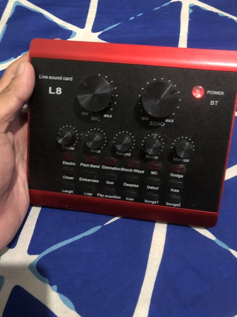 L8 Live sound card BT (Category: Portable Audio Accessories) located in Quezon City. Submitted by markgolveo (Listing ID 1439526297, Image 2). Description: L8 Live sound card BT Tested working all functionalities Good battery life Unit only no cables included.