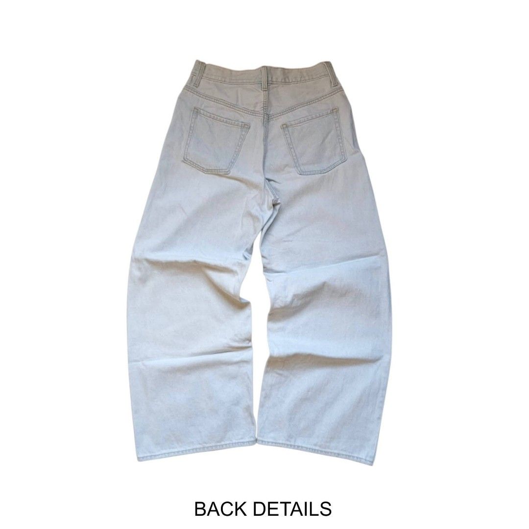 OLD NAVY Light Wash Wide Leg Jeans (Category: Jeans) located in Manila. Submitted by djs777 (Listing ID 1439462082, Image 2). Description: - Light wash wide leg jeans - High-waisted - Relaxed fit - Measurements: - Waist: 32 inches - Length: 41 inches - Leg Opening: 12 inches - See back details in photos - A must-have for your wardrobe!.