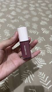(Kategori: ) berada di . Dikirim oleh larassstr (ID iklan 1439565750, Gambar 1). Deskripsi: .