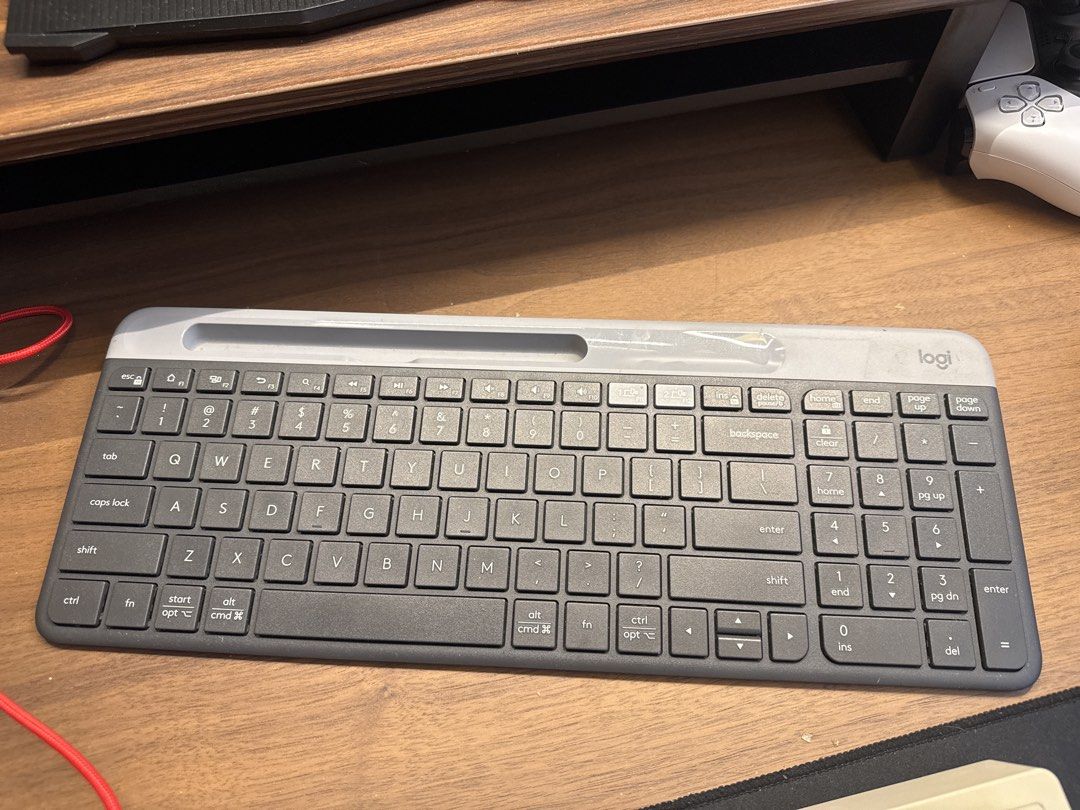 Logitech K380 Wireless Keyboard - Grey462119481063526400