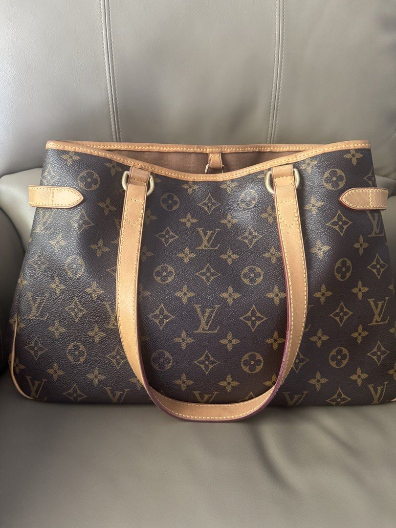 Louis Vuitton Batignolles (Category: Luxury Bags & Wallets) located in Malolos. Submitted by luxeandlately (Listing ID 1439448303, Image 1). Description: Bought in LV Shop HK Comes with dustbag Used gently not more than 10x Very good condition 💯 - Authentic Louis Vuitton Monogram tote bag - Classic LV monogram pattern - Two top handles - Spacious interior - Light brown leather trim - Gold-tone hardware - Multiple interior pockets for organizatio