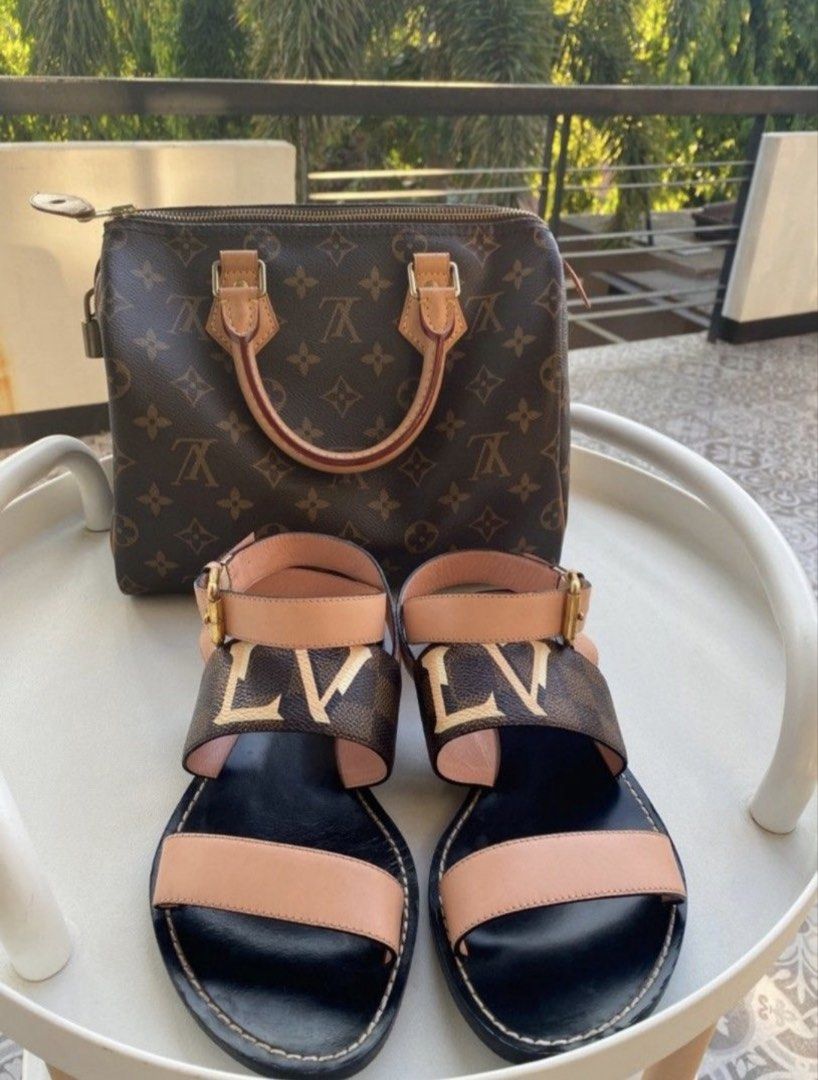 Louis Vuitton Calfskin Damier Ebene (Category: Sneakers & Footwear) located in Lemery. Submitted by sheng0899 (Listing ID 1439606896, Image 1). Description: .