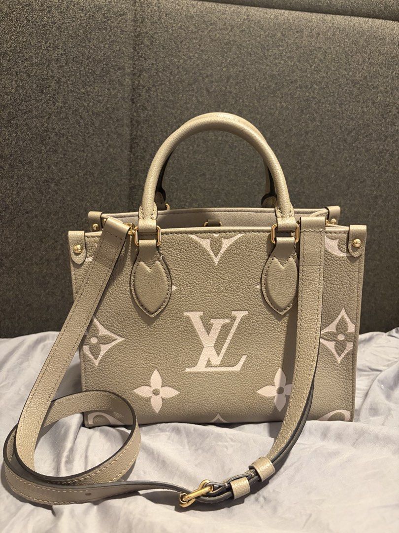 Louis Vuitton OnTheGo PM (Category: Luxury Bags & Wallets) located in Las Pinas. Submitted by zcloset.ph (Listing ID 1439590681, Image 2). Description: Brand new condition (smells brand new too✨) Comes complete (box, dustbag, paper bag, receipt) Price is still negotiable for sure buyer. Basta not for reselling 🤗 P205,000 now sa store. .