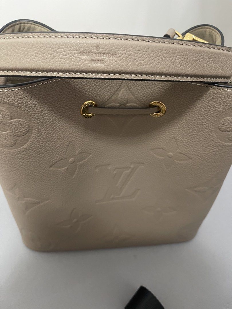 LV Neo Noe (Category: Luxury Bags & Wallets) located in Manila. Submitted by declutter_manila_2023 (Listing ID 1439551984, Image 3). Description: .