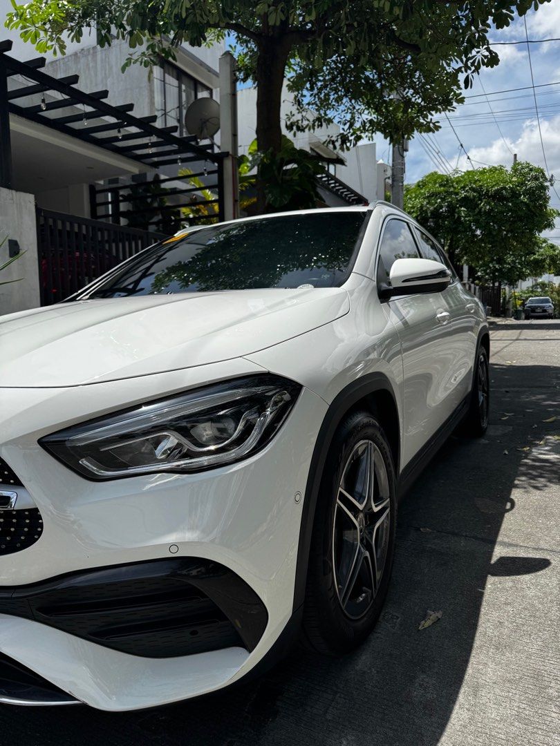 Mercedes-Benz GLA200 (A) (Category: Used Cars) located in Cainta. Submitted by biebunny (Listing ID 1439545996, Image 3). Description: GLA200 AMG Line.