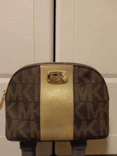 (Category: ) located in . Submitted by dhl.chx (Listing ID 1439532019, Image 1). Description: .