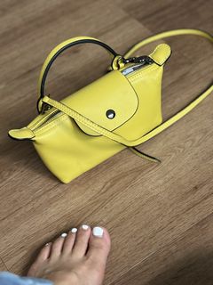(Category: ) located in . Submitted by startstyle (Listing ID 1439494580, Image 1). Description: .