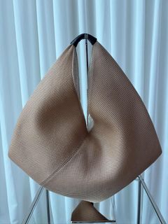 (Category: ) located in . Submitted by tashfindsvintage (Listing ID 1439560012, Image 1). Description: .