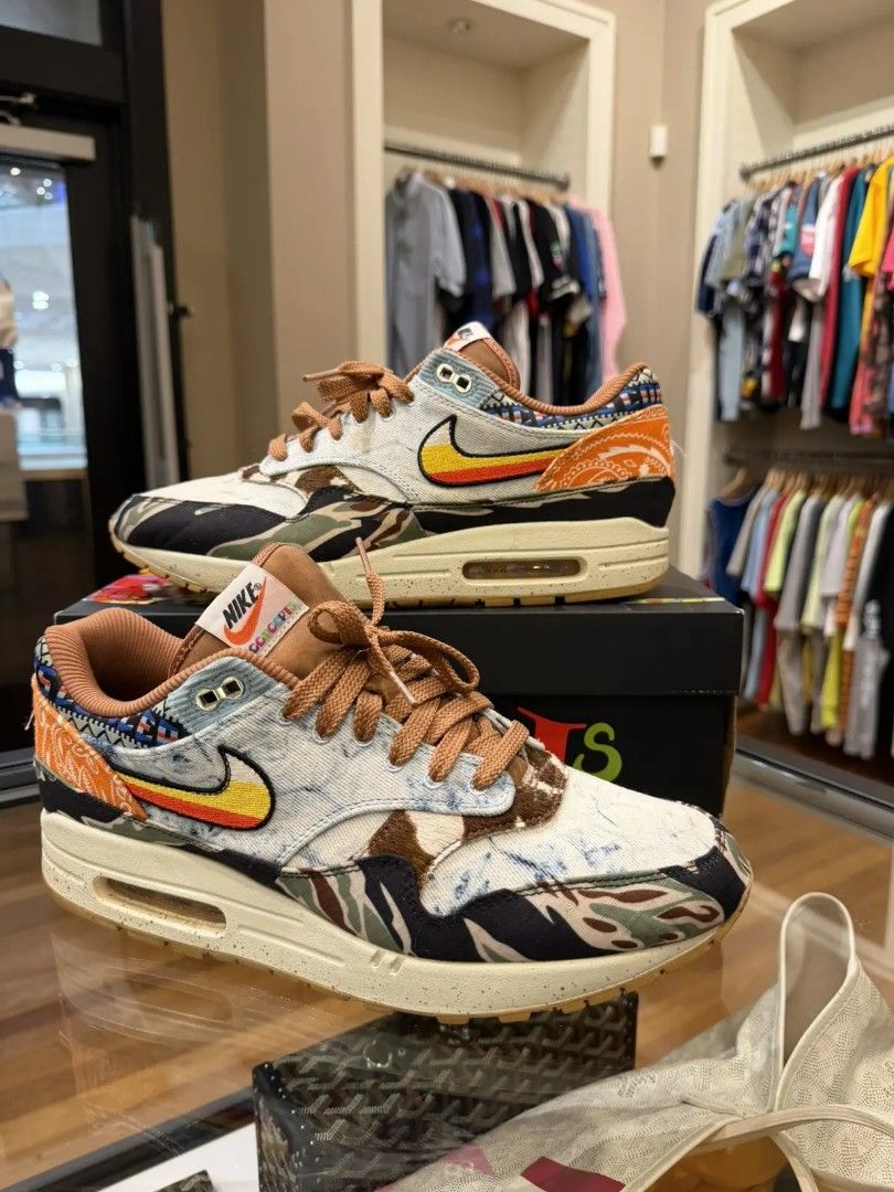 Nike Air Max 1 SP "Concepts Heavy" (Category: Sneakers) located in Manila. Submitted by polyesterspliff (Listing ID 1439451972, Image 1). Description: Authentic Dm for more info OG all 2 extra laces included Used only like 6 times total no issues and barely any visible usage bought for resell around like 13k.