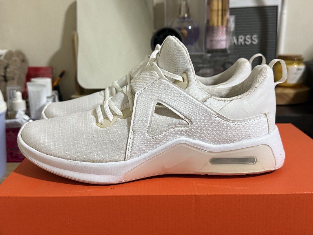 Nike Air Max Bella TR 5 Training Shoes (Category: Sneakers) located in Marikina City. Submitted by larssmuriel (Listing ID 1439554408, Image 2). Description: For Sale Nike Air Max Bella TR 5 Training Shoes ‼️ Price: 2,200 SIZE : 8.5 USW Manuf date : 2023 (Original price: 3,520) - seldom/lightly used RFS: Declutter Location Marikina .