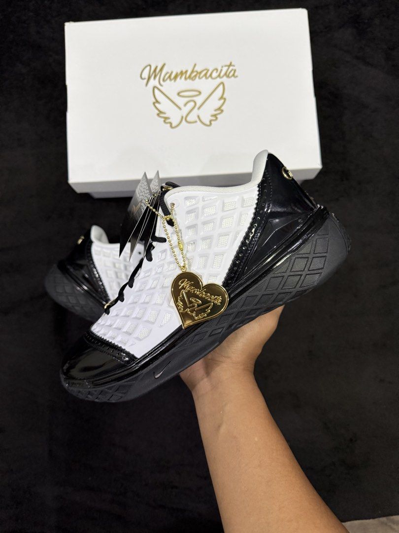Nike Kobe 3 Protro Mambacita Gigi (Category: Sneakers) located in Manila. Submitted by kuysvhong (Listing ID 1439432575, Image 1). Description: Wts: Kobe 3 Low Protro “Mambacita” 🐍🦋 Brandnew Onhand Size 9 9,995 only DM! 📩 .