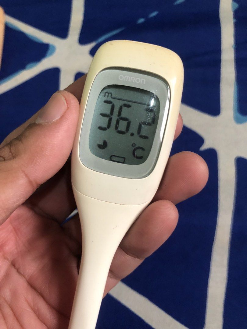 Omron Thermometers (Category: Health Monitors & Weighing Scales) located in Quezon City. Submitted by markgolveo (Listing ID 1439521087, Image 3). Description: Omron Thermometers Tested working both unit One unit needs battery change.
